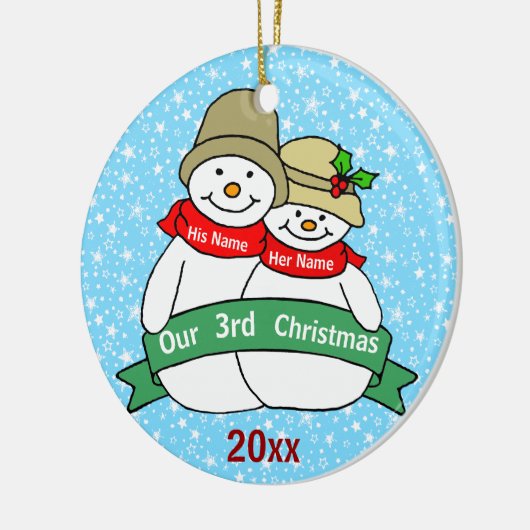 Onze derde kerst keramisch ornament (Links)