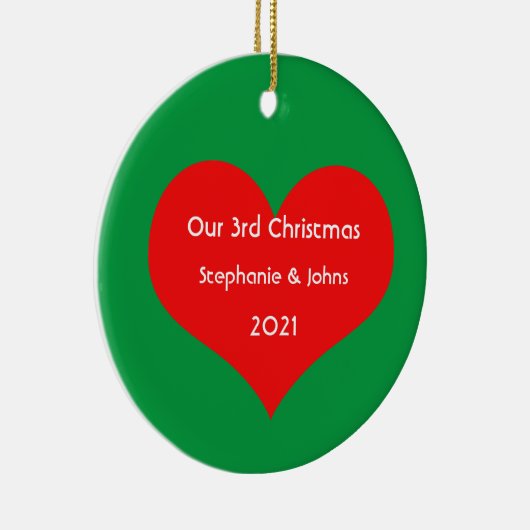 Onze derde kerst samen met Cute Red Heart 2021 Keramisch Ornament (Rechts)