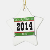Onze eerste 10K-versiering - 2014 Keramisch Ornament (Links)