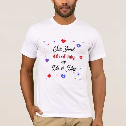 Onze eerste 4 juli als Mr & Mrs T-shirt (Voorkant)