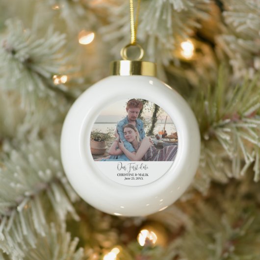 Onze eerste date Foto Paar kerst Keramische Bal Ornament (Boom)