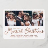 Onze eerste getrouwde kerst bruiloft fotocollage folie feestdagenkaart (Voorkant)