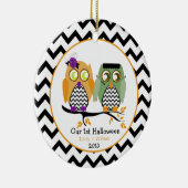 Onze eerste Halloween eigenaar van gepersonaliseer Keramisch Ornament (Rechts)