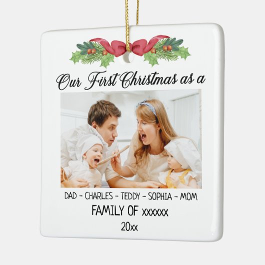 Onze eerste kerst als een familie met aangepaste f keramisch ornament (Links)