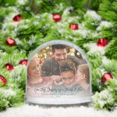 Onze eerste kerst als familie feestelijke foto's sneeuwbol (Kerstmis)