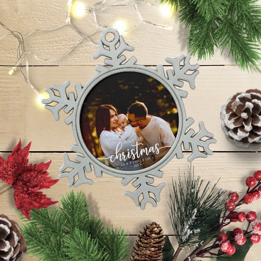 Onze eerste kerst als familie van 3 elegante foto tin sneeuwvlok ornament