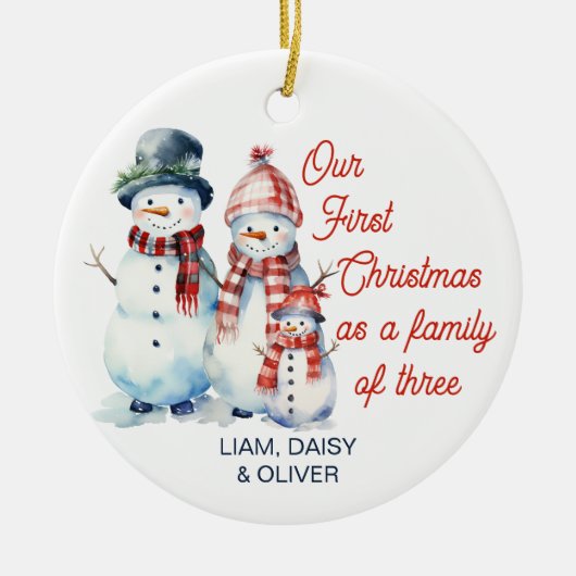 Onze eerste kerst als familie van drie sneeuwpoppe keramisch ornament (Voorkant)