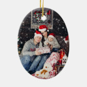 Onze eerste kerst als familiefoto noemt jaartal keramisch ornament (Achterkant)