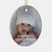 Onze eerste kerst als grootouders 2026 keramisch ornament (Rechts)