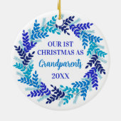 Onze eerste kerst als grootouders Blue Wreate Keramisch Ornament (Achterkant)