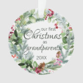 Onze eerste kerst als grootouders Pine Berries Ornament (voorkant)
