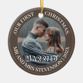 Onze eerste kerst als heer en mevrouw pasgetrouwd  keramisch ornament
