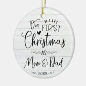 Onze eerste kerst als mam- en pap-boerderij keramisch ornament (Links)