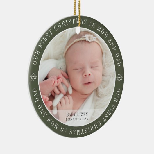 Onze eerste kerst als mam & pap Modern twee foto Keramisch Ornament (Rechts)