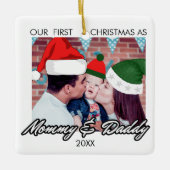 Onze eerste kerst als mama en papa baby Foto Keramisch Ornament (Voorkant)