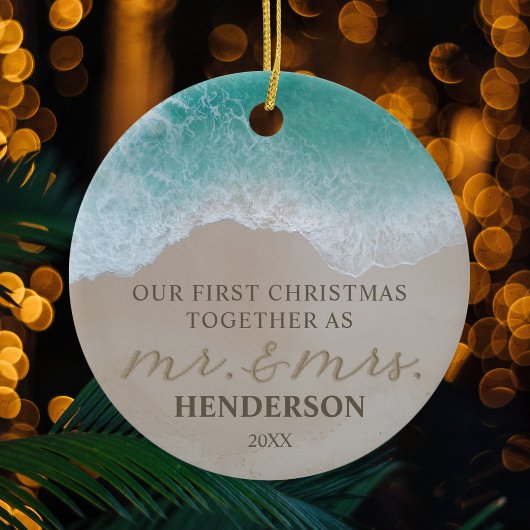 Onze eerste kerst als meneer en mevrouw Beach Keramisch Ornament