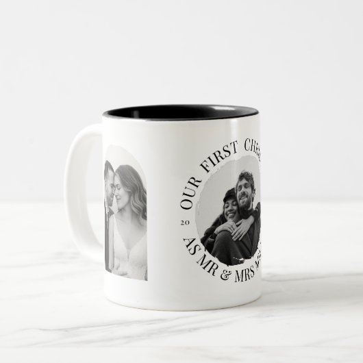 Onze eerste kerst als meneer en mevrouw - driefoto tweekleurige koffiemok (Voorkant links)