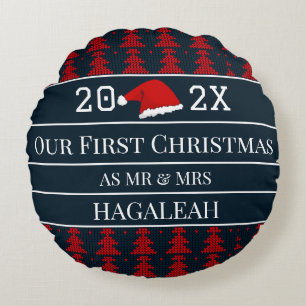 Onze eerste kerst als meneer en mevrouw pasgetrouw rond kussen