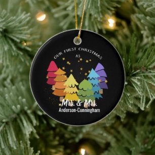 Onze eerste kerst als mevrouw. en mevrouw Rainbow  Keramisch Ornament
