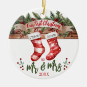 Onze eerste kerst als Mr & Mrs Married Stockings Keramisch Ornament (Voorkant)