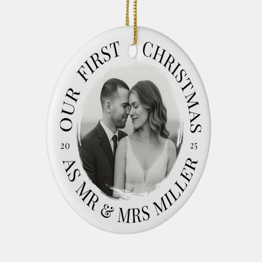 Onze eerste kerst als Mr & Mrs – Monochrome Keramisch Ornament (Rechts)