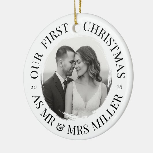Onze eerste kerst als Mr & Mrs – Monochrome Keramisch Ornament (Links)