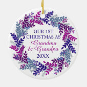 Onze eerste kerst als oma en opa Paars Keramisch Ornament (Achterkant)