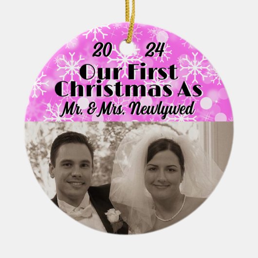 Onze eerste kerst als Passen getrouwd personaliser Keramisch Ornament (Voorkant)