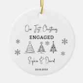 Onze eerste Kerst Betrokken Custom Verloving Gift Keramisch Ornament (Voorkant)