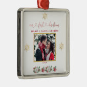 Onze Eerste Kerst Bloemrijke Sneeuwvlok Foto Bruil Metalen Ornament (Rechts)