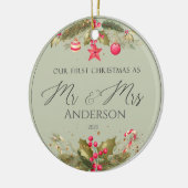 Onze eerste kerst bruiloft foto Mr Mrs. Keramisch Ornament (Links)