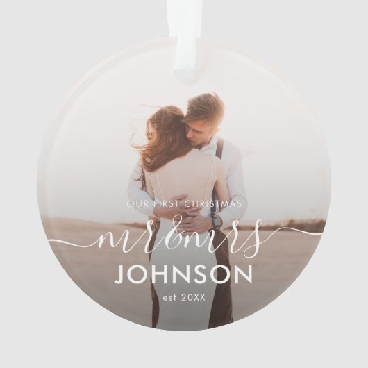 Onze eerste Kerst Elegant Script Mr en Mrs Ornament (achterkant)
