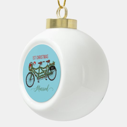 Onze eerste kerst getrouwd 2025 | Schattigee tande Keramische Bal Ornament (Rechts)
