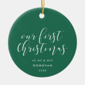 Onze eerste kerst getrouwd Elegant Groen Keramisch Ornament (Voorkant)