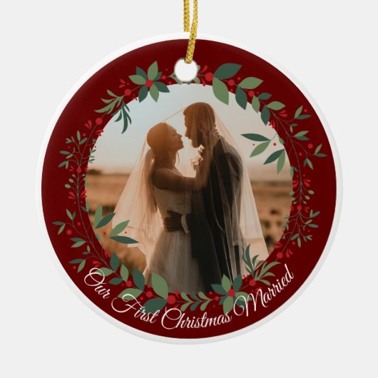 Onze eerste kerst getrouwd foto kerstboom keramisch ornament (Voorkant)