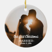 Onze eerste kerst getrouwd grillige script foto keramisch ornament (Achterkant)