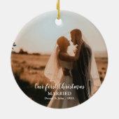 Onze eerste kerst getrouwd script elegante foto keramisch ornament (Achterkant)