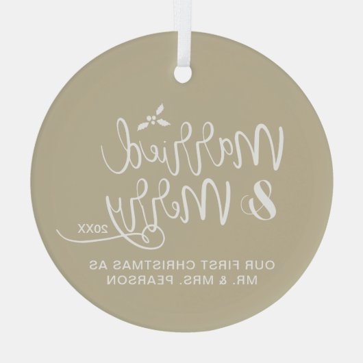 Onze eerste kerst getrouwd vrolijk neutraal beige glas ornament (Achterkant)