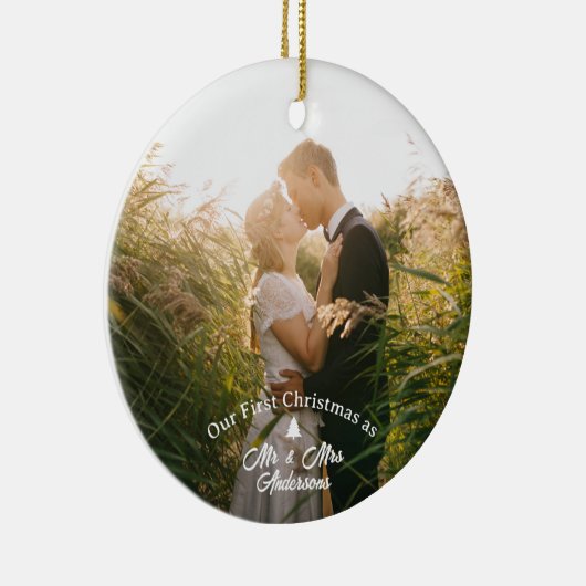 Onze eerste kerst getrouwde elegante script foto keramisch ornament (Rechts)