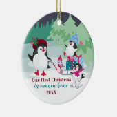 Onze eerste kerst in onze nieuwe thuisklas Penguin Keramisch Ornament (Rechts)