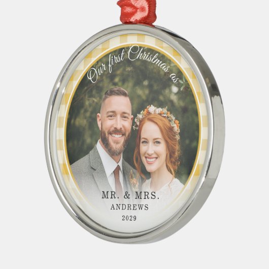 Onze eerste kerst-meneer en mevrouw. Foto: Yellow  Metalen Ornament (Links)