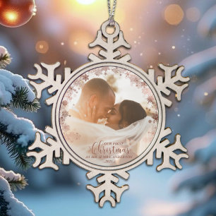 Onze eerste kerst meneer en mevrouw Roos paar foto Tin Sneeuwvlok Ornament