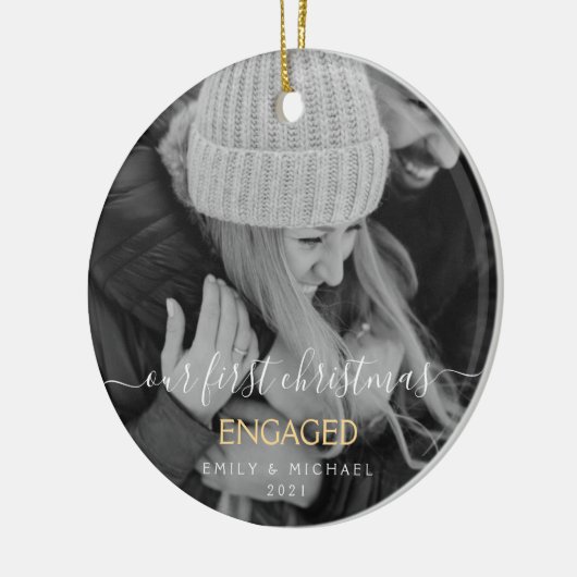 Onze eerste kerst met hand briefing met hand keramisch ornament (Links)