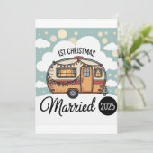 Onze Eerste Kerst Mis 2025 | Retro Camper Kaart (Staand voorkant)