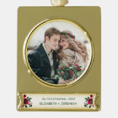 Onze Eerste Kerst Pas getrouwd Foto Waterverf Roos Verguld Banner Ornament (Voorkant)