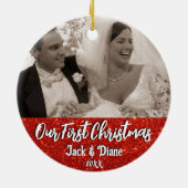 Onze eerste kerst Passen getrouwd gepersonaliseerd Keramisch Ornament (Achterkant)