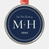 Onze eerste kerst Passen getrouwd Monogram Navy Bl Metalen Ornament (Voorkant)