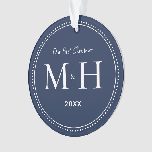 Onze eerste kerst Passen getrouwd Monogram Navy Bl Ornament (voorkant)
