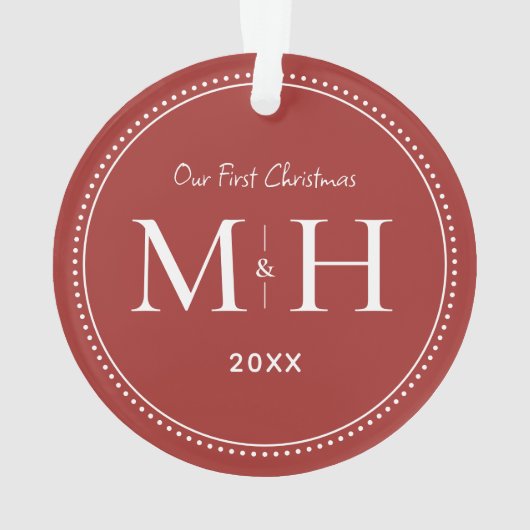 Onze eerste kerst Passen getrouwd Monogram rood Ornament (achterkant)