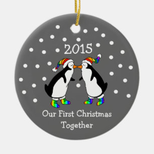 Onze eerste kerst samen 2015 (LGBT-pinguïns) Keramisch Ornament